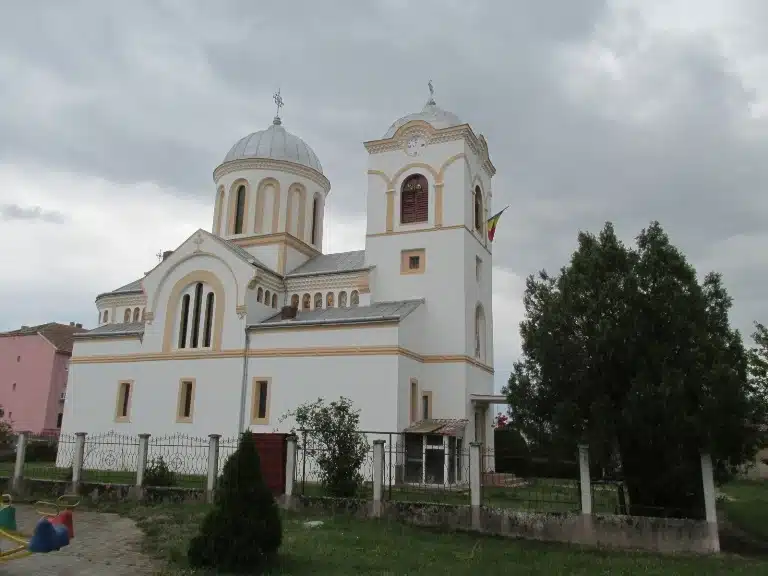 Biserica Ortodoxă Curtici