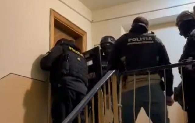 Proxenet de 67 de ani, arestat preventiv