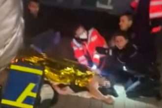 Român înjunghiat de 3 sirieni în Germania