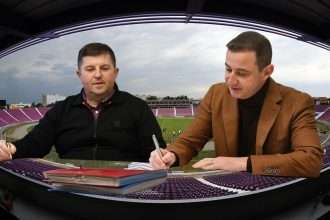 Semnarea contractului de demolare a stadionul Dan Păltinișanu