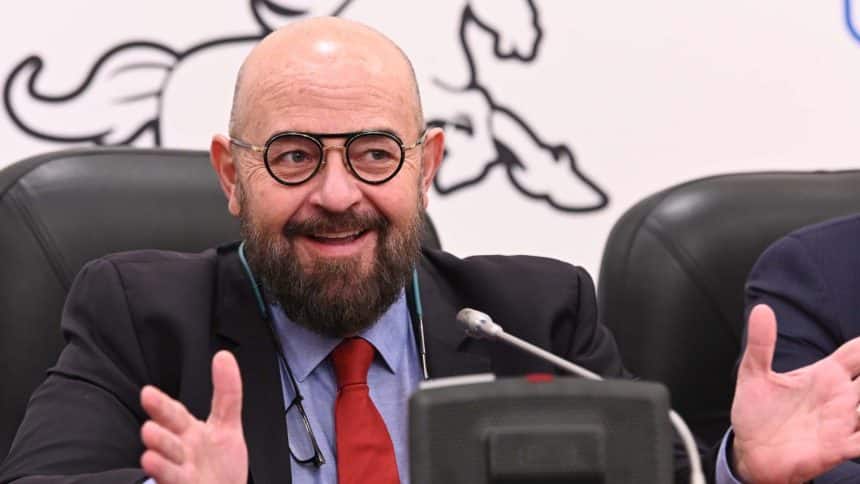 Cristian Popescu Piedone, noul președinte al Autorității Naționale pentru Protecția Consumatorilor (ANPC), numit prin decizia premierului Marcel Ciolacu.