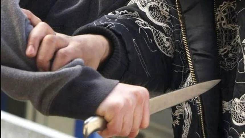 Altercație violentă în Timișoara – bărbat atacat cu un cuțit pe strada Constructorilor