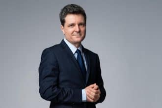 Nicușor Dan și Ilie Bolojan – lideri ai unei posibile echipe reformatoare pentru viitorul României.