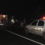 Grav accident în Deta: un bărbat pe moped, operat de urgență după ce a intrat într-o mașină