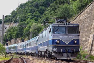 „Trenuri CFR Călători în stația Timișoara Nord, afectate de modificările de traseu și program din vara anului 2026.”