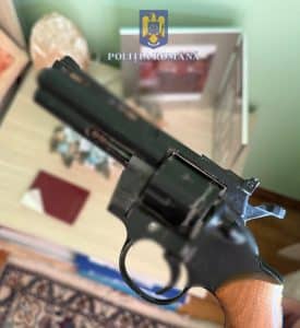 Arme ilegale și 74.000 de țigarete de contrabandă confiscate