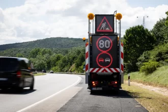 Șantier pe autostrada M1 din Ungaria – lucrări majore care vor afecta traficul românilor spre Austria