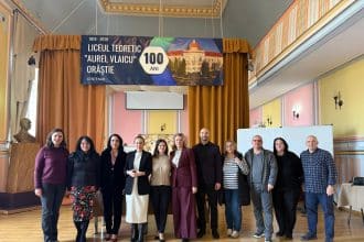 UMFT deschide drumul spre o carieră medicală pentru elevii din Deva și Orăștie