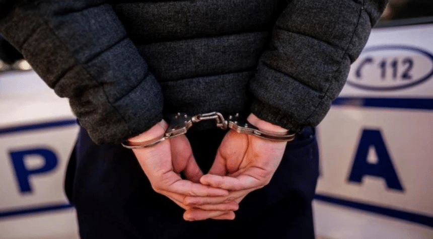 Dispozitiv de supraveghere electronică de tip brățară pentru gleznă, similar cu cel distrus de tânărul din Variaș.