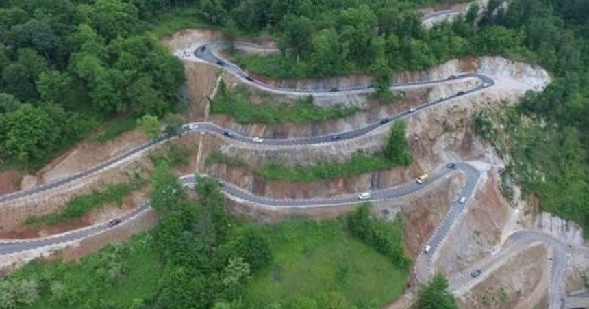 Drumul dintre Coșava și Luncanii de Jos intră în modernizare, cu impact asupra accesului la Lacul Surduc