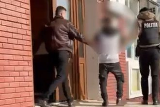 Tânăr reținut de poliție pentru furt din magazin la Sânnicolau Mare