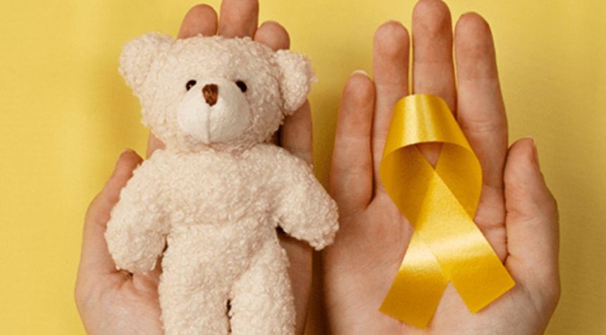 Cadre medicale din Timișoara marchează Ziua Internațională de Combatere a Cancerului Infantil.