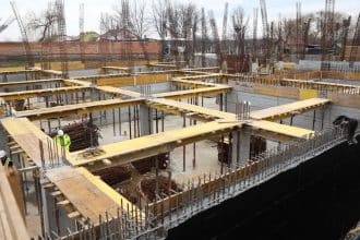 Șantierul centrului de recuperare medicală de la Lovrin, județul Timiș, progres de 30%, cu facilități pentru pacienți post-operatori și accidente