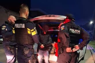 Reținere în județul Caraș-Severin pentru infracțiuni online împotriva minorilor