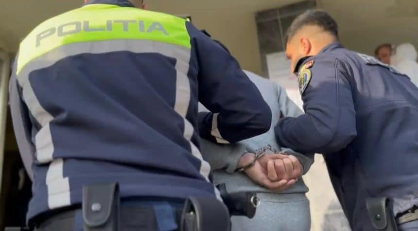 Furt de 7.500 de lei comis de un tânăr de 20 de ani pe strada Călan