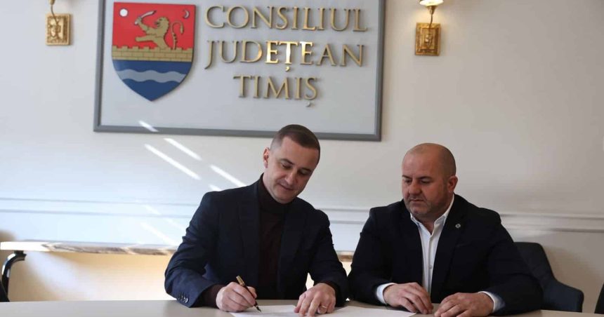Președintele CJ Timiș Alfred Simonis la semnarea contractelor de finanțare de 45 milioane lei