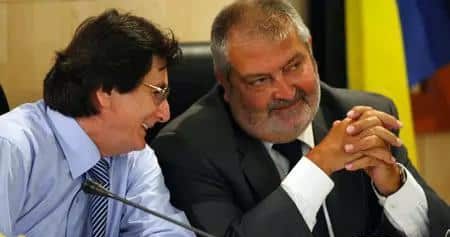 Foștii primari ai Timișoarei, Nicolae Robu și Gheorghe Ciuhandu, achitați definitiv în dosarul vânzărilor de locuințe.