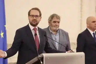 Dominic Fritz avertizează PSD: Ieșirea de la guvernare poate arunca România într-o criză politică