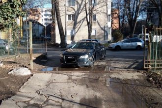 Poliția Locală Timișoara a dat amenzi de peste 250.000 lei șoferilor care au blocat garaje, clinici și grădinițe