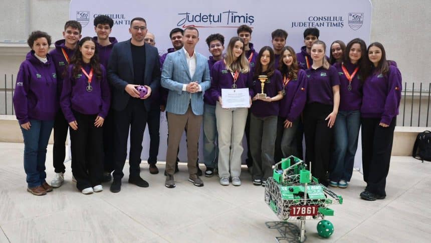 Elevii geniali din Timișoara primesc sprijin de la CJ pentru Mondialul de Robotică
