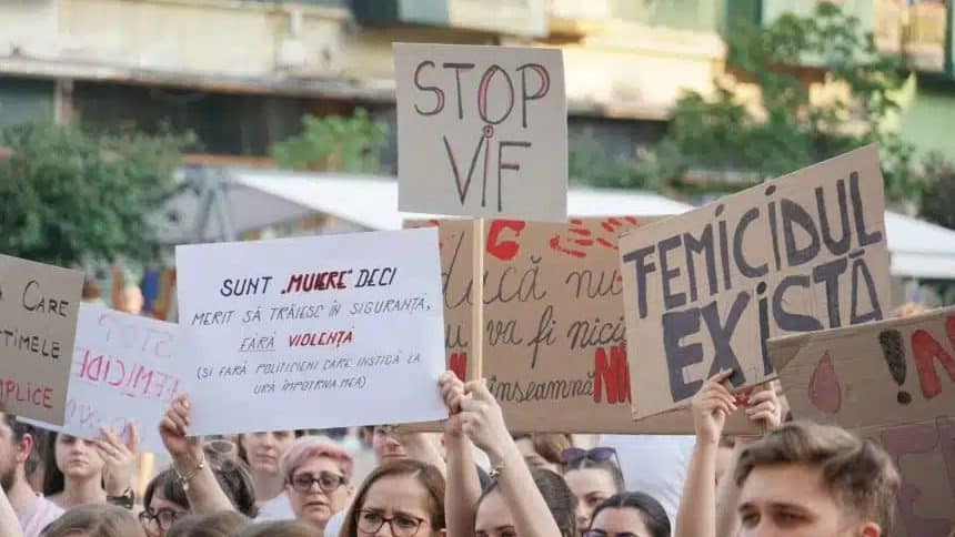 România a adoptat Legea Femicidului: Pedepse aspre pentru crima de gen