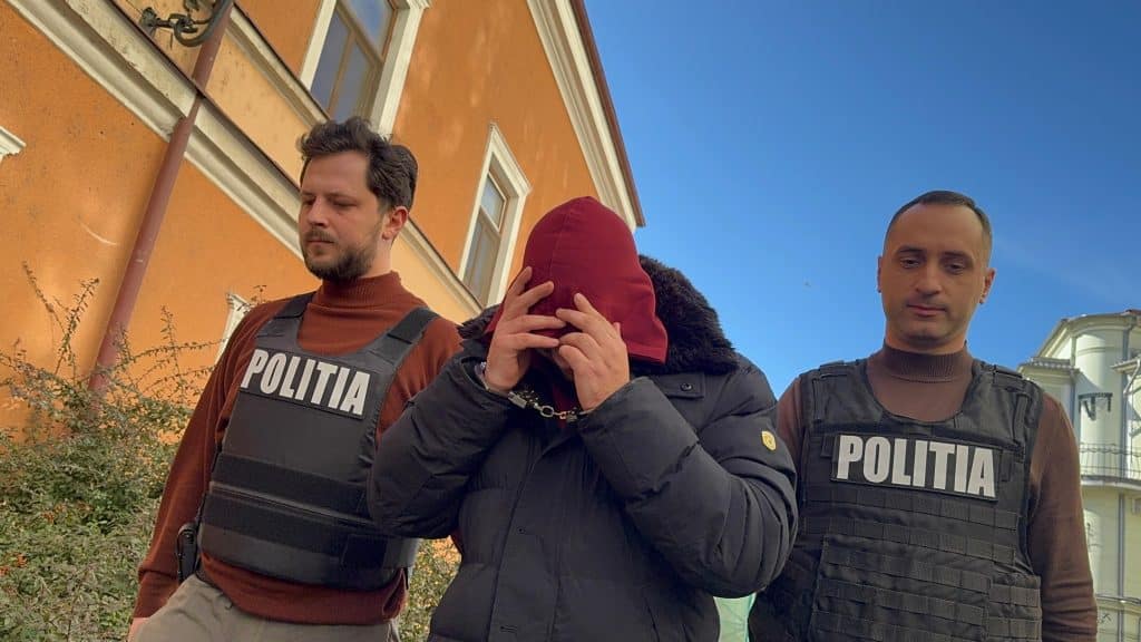 DIICOT Timișoara anchetează un bărbat acuzat de viol asupra unui minor și pornografie infantilă