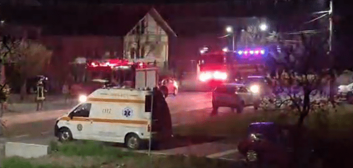 Intervenție pompieri în Jebel după o alertă de incendiu la 112