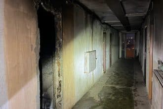 Incendiu bloc Petrila: 50 de oameni evacuați de pompieri