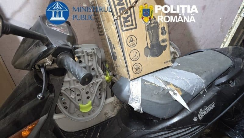 Obiecte furate și substanțe psihoactive ridicate de polițiști în urma perchezițiilor la o rețea de trafic de droguri din Timișoara.