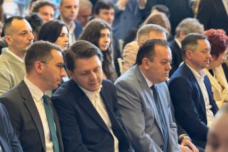 Ruben Lațcău critici PSD: Scenariul guvernării Bolojan-USR