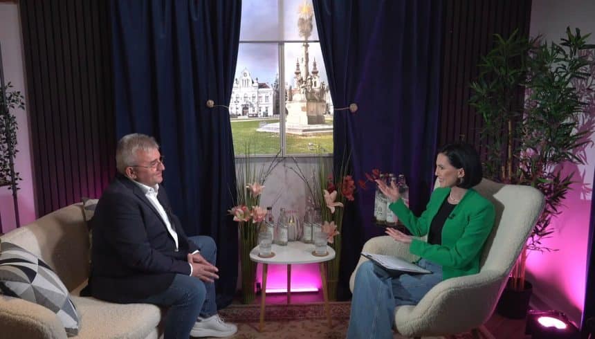 Omul de afaceri Horațiu Rada și moderatoarea Andreea Borboros în studioul Podcast Vorbe Grele, discutând despre integritatea în afaceri.