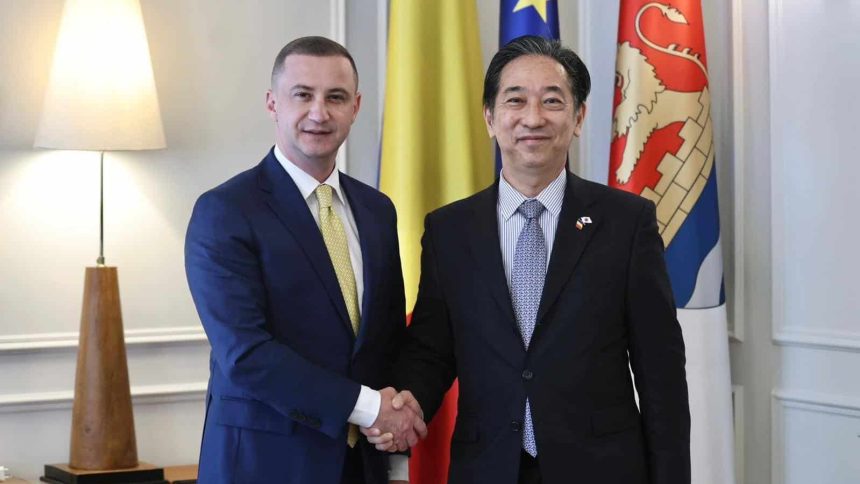 Ambasadorul Japoniei în România, Takashi Katae, discutând cu liderii administrației din Timiș despre parteneriate economice și culturale.