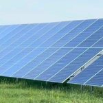 Cele 878 de panouri fotovoltaice instalate în comuna Dumbrăvița pentru reducerea costurilor la iluminatul stradal și clădiri publice.