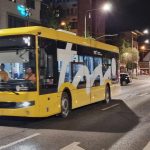 Autobuz de pe linia 5 cu geamul spart în cartierul Blașcovici, după un conflict între șofer și un grup de tineri.