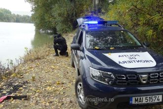 Documente și probe ridicate de procurorii din Timișoara în dosarul de trafic de migranți guvernat de cetățeni străini și români.