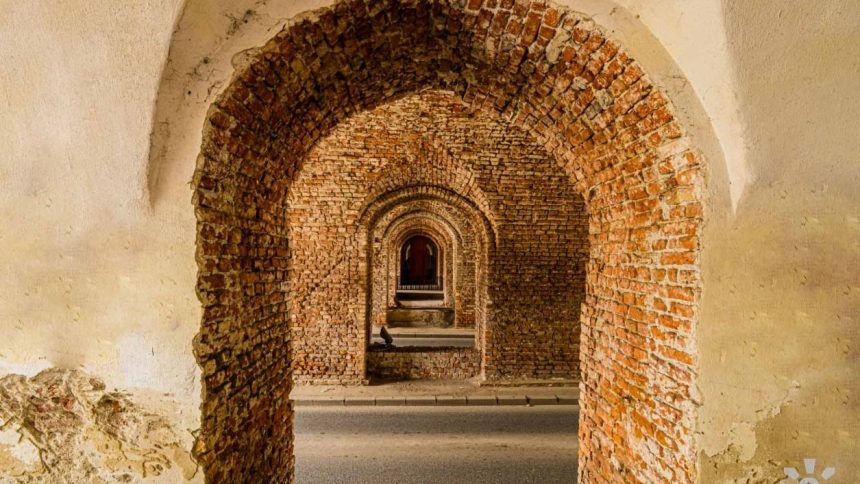 Bastionul Maria Theresia din Timișoara și Conacul Mocioni din Foeni, finaliste la competiția națională Destinația Anului 2026.