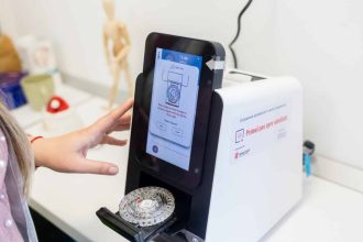 Harta județului Timiș evidențiind localitățile Secaș, Bara și Victor Vlad Delamarina ca zone fără asistență medicală primară.