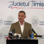 Președintele CJ Timiș, Alfred Simonis, explicând procesul de restructurare a celor 523 de posturi și eficientizarea costurilor.