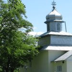 Polițiștii Secției 3 din Timișoara cercetând locul furtului la un lăcaș de cult de pe strada Alexandru Mocioni.