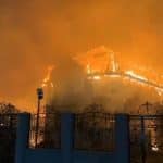 Incendiu devastator la Șiria. Două case distruse în miez de noapte