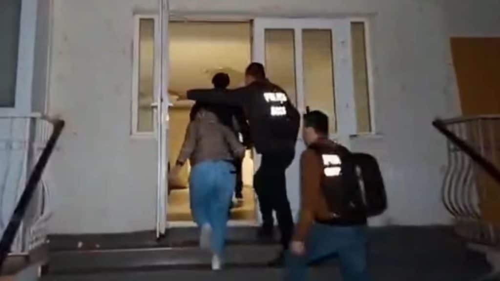 Percheziții DIICOT în Timiș într-un dosar de trafic de droguri cu minori consumatori