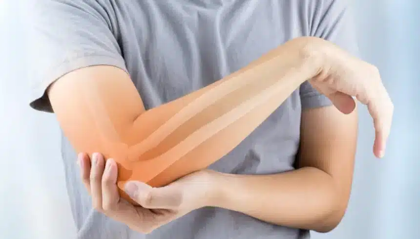 Infografic cu simptomele deficitului de calciu: crampe, unghii fragile și iritabilitate.