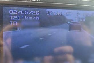 Aparat radar indicând viteza de 211 km/h pe DN 59, înregistrată de polițiștii rutieri din Timiș.