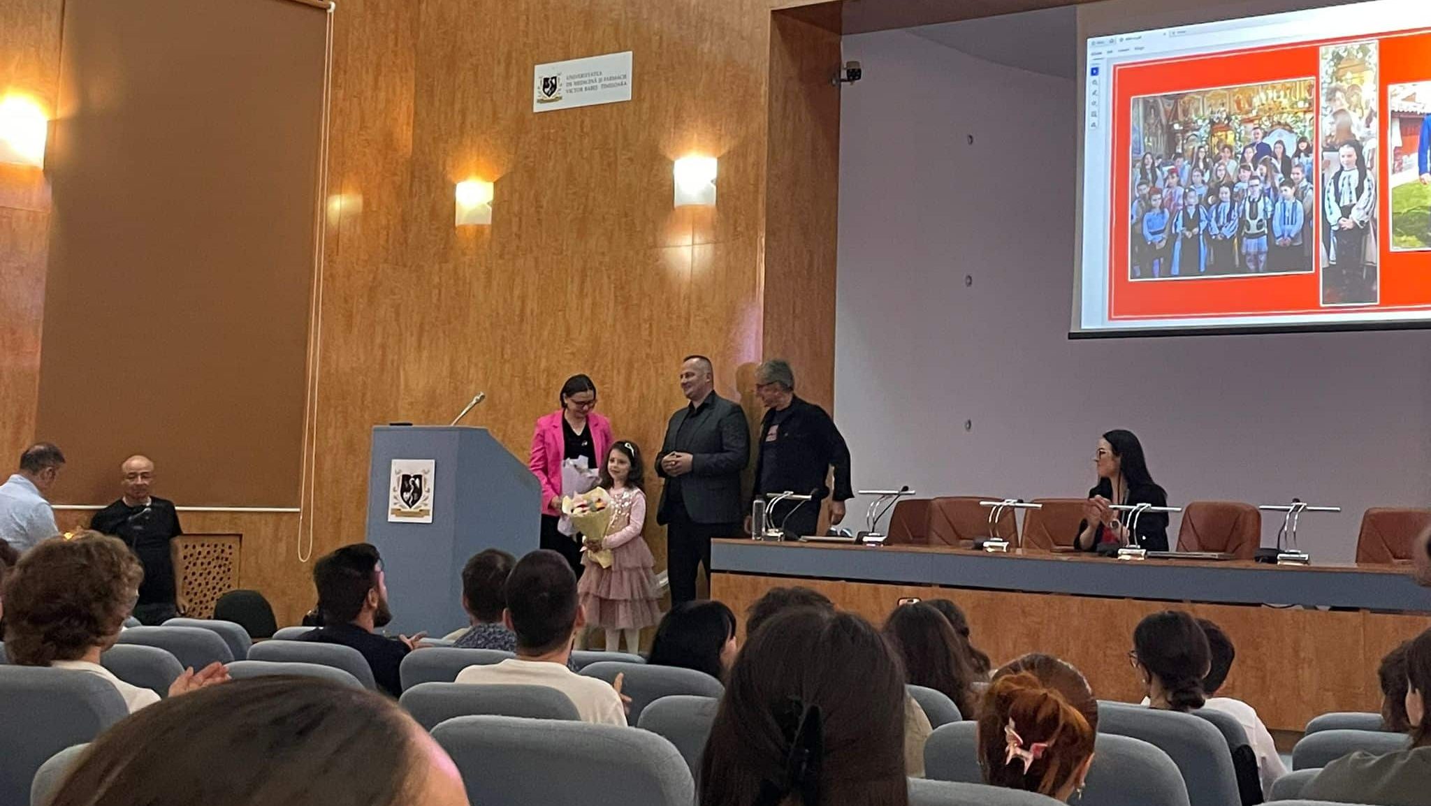 Echipa de medici și reprezentanți ANT la conferința din Timișoara privind importanța donării de organe în România.