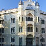 Fațada monumentului istoric Palatul Marschall din Timișoara, pierdut de municipalitate în favoarea clanului Cârpaci.