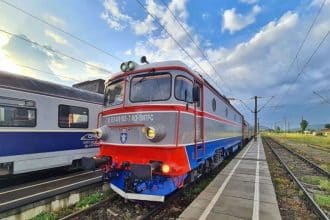 „Noua ramă electrică Alstom Coradia Stream de la CFR Călători, pregătită pentru ruta spre Constanța în sezonul estival.”