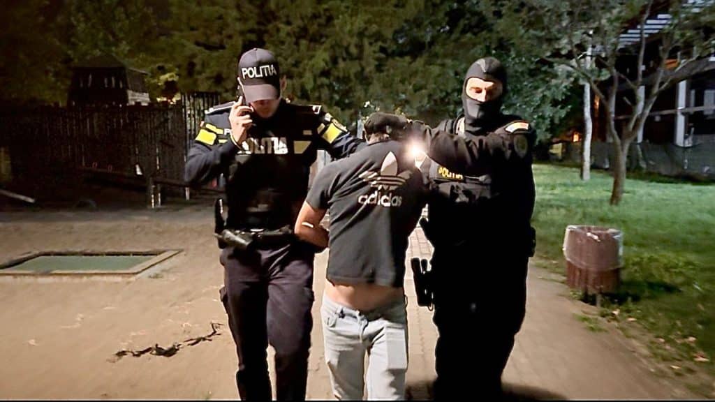 „Sediul DIICOT Timișoara, unde procurorii au dispus reținerea unui bărbat suspectat de trafic de droguri de risc către un minor.”