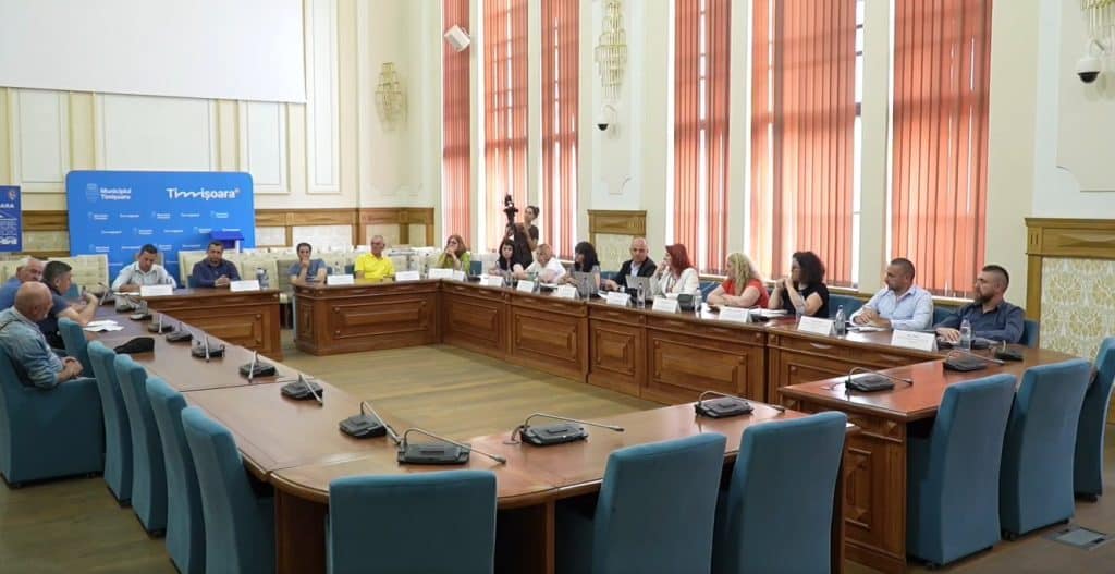 „Primarul Dominic Fritz și consilierii locali în timpul ședinței de votare și aprobare a bugetului Timișoarei pentru anul 2026.”