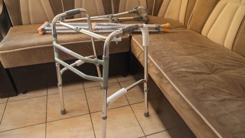 Sediul Căminului pentru Persoane Vârstnice din Timișoara lângă care se dorește extinderea serviciilor sociale cu o secție de tip hospice.