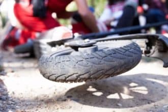 Copil de 13 ani transportat la spital după accidentul cu trotinetă electrică din Deva